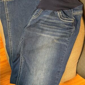 Maternity jeans